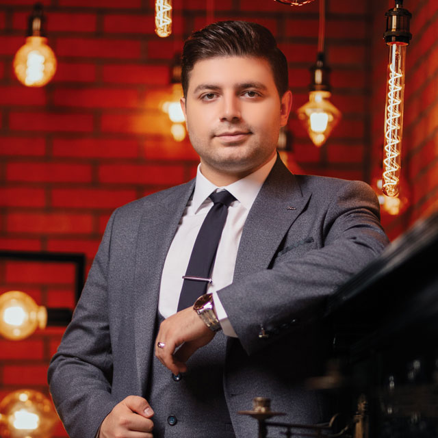 Ehsan Khosravi